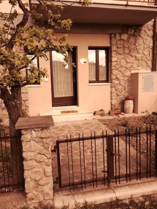La Casina Di Nonna Giulia Lägenhet Castiglione dʼOrcia Exteriör bild